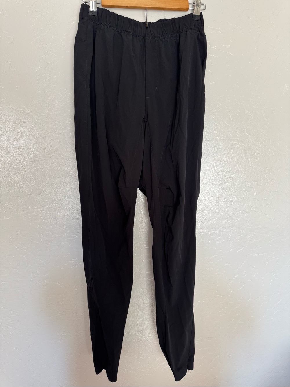 Women's Black Elastic-Waist Tapered Pants